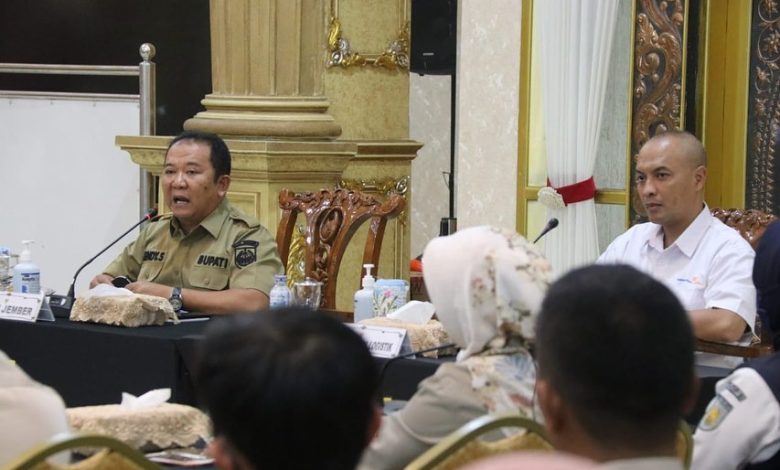 Bupati Jember Ajak PT Angkasa Pura dan Pengusaha Hidupkan Kembali Bandara Notohadinegoro