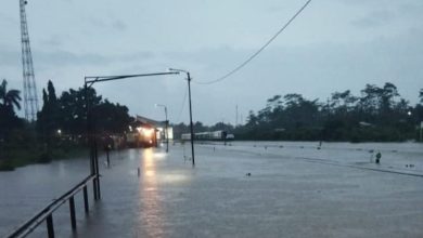 Rel Stasiun Ketapang Tergenang Banjir, Keberangkatan Kereta Tertunda