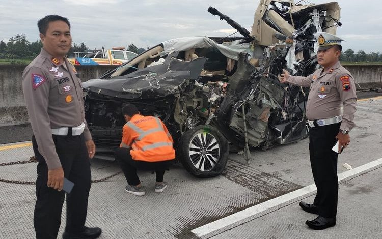 Tiga orang Tewas Akibat Kecelakaan di Ruas Jalan Tol Semarang-Solo