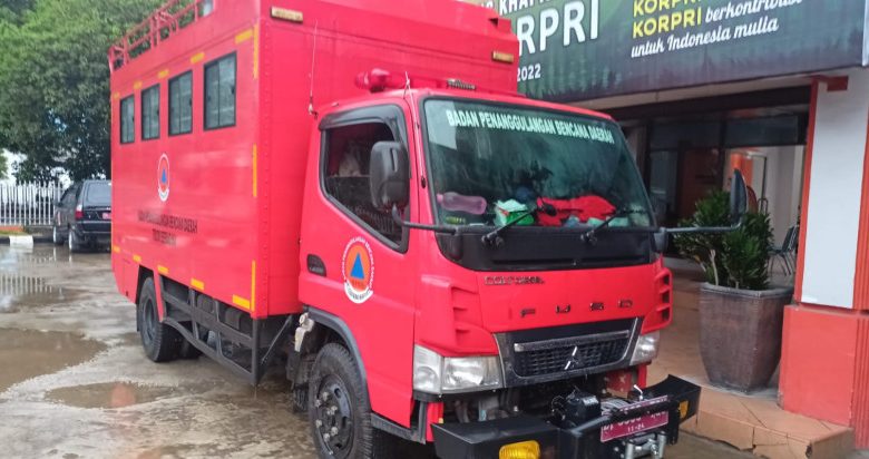 <strong>Gubernur Mahyeldi Instruksikan BPBD Sumbar Kirim Paket Rendang 1,3 Ton untuk Korban Gempa Cianjur</strong>