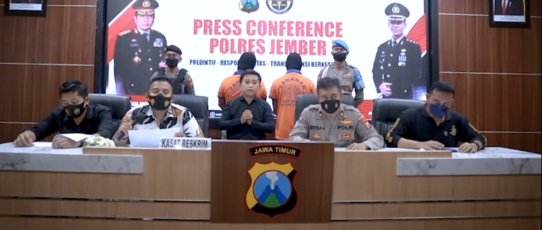 Press conference kasus mafia pupuk bersubsidi. Sumber IG @humaspolresjember