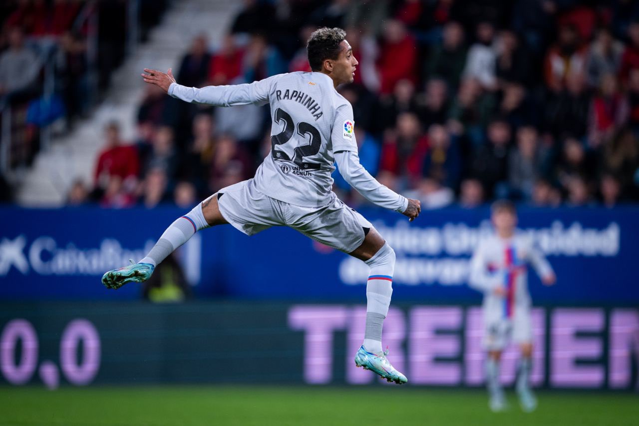 Real Madrid Ketar-ketir, Barcelona Santuy Duduki Puncak Klasemen Usai Sikat Osasuna 2-1