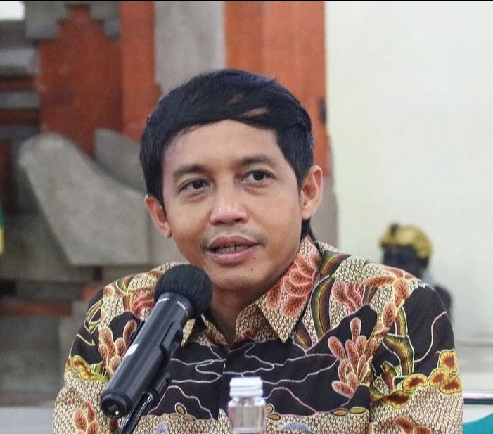 Raja Juli Antoni (Wamen ATR/BPN) saat berikan arahan di Kantor Wilayah BPN Provinsi Bali. Sumber Foto: Instagram @kementerian.atrbpn