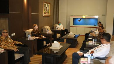 Konjen Australia Jejaki Kerjasama dengan Universitas Jember Konjen Australia Jejaki Kerjasama dengan Universitas Jember