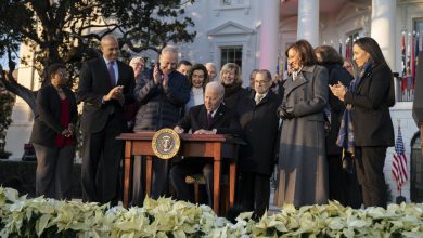 Joe Biden Tandatangani UU Pernikahan Sejenis