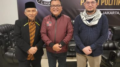 Mediasi Pertama Partai Ummat dan KPU Buntu Mediasi Pertama Partai Ummat dan KPU Buntu