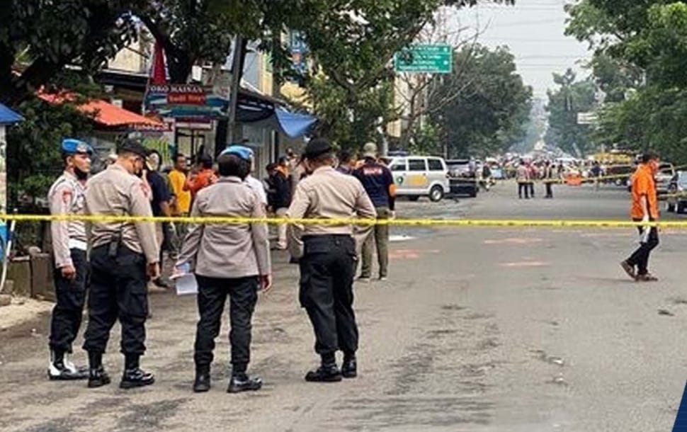 Polisi Amankan 23 Barang Bukti Kasus Bom Bunuh Diri di Bandung