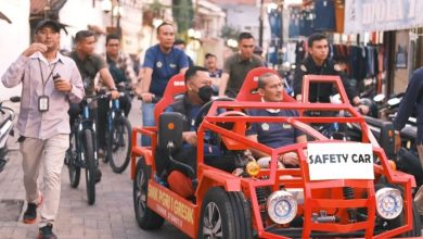 Gus Yani (Bupati Gresik) bersama Sandiaga Uno (Menparekraf).