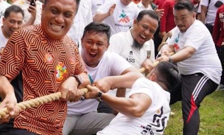 Tarik Tambang IKA UNHAS Berujung Petaka