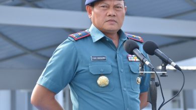 Jokowi Perintahkan Panglima TNI Yudo Tegas Atasi KKB Papua Panglima TNI Laksamana Yudo Margono.