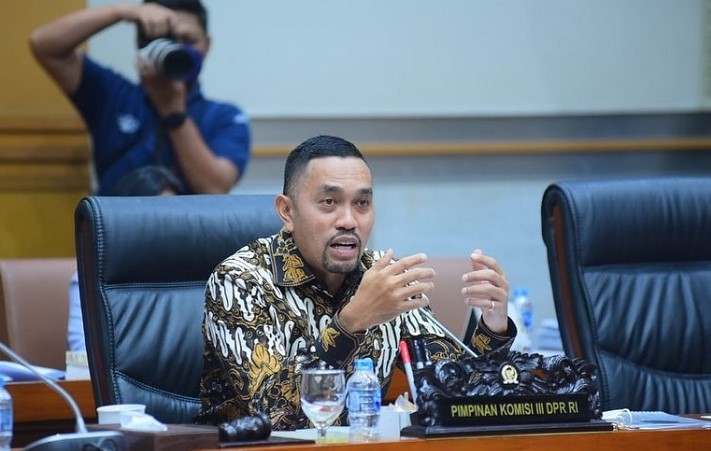 Ahmad Sahroni (Wakil Ketua Komisi III DPR RI).