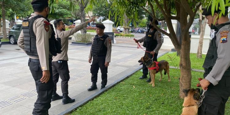 Polda Jateng Kerahkan 11 Anjing Pelacak Dalam Pengamanan Pernikahan Kaesang-Erina