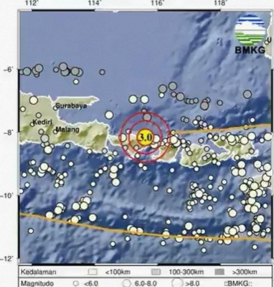 Gempa Beruntun Kembali Guncang Kabupaten Karangasem - Deras