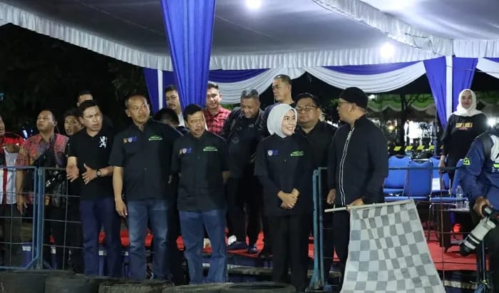 Irjen Pol A Rachmad Wibowo (Kapolda Sumsel)saat membuka Night Race Kapolrestabes Cup. Sumber foto: Laman tribratanews.polri.go.id