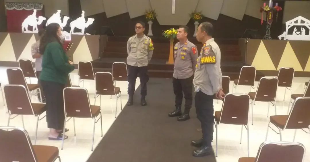 Kegiatan Risk Assesment Gereja GKY Gerendeng oleh Kapolsek Karawaci. Sumber Instagram @polresmetrotangerangkota