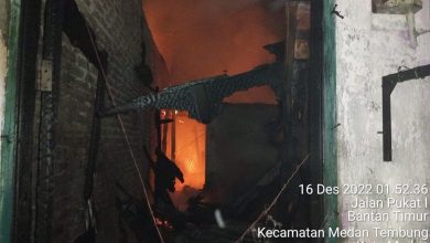 Sembilan Rumah Warga di Kota Medan Ludes Terbakar Kondisi salah satu rumah warga