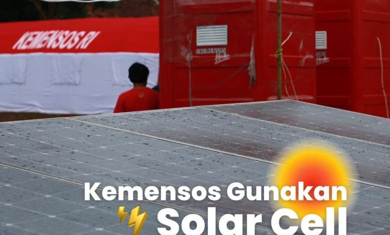 Panel Surya (Solar Cell) Sumber Foto: Akun IG @kemensos