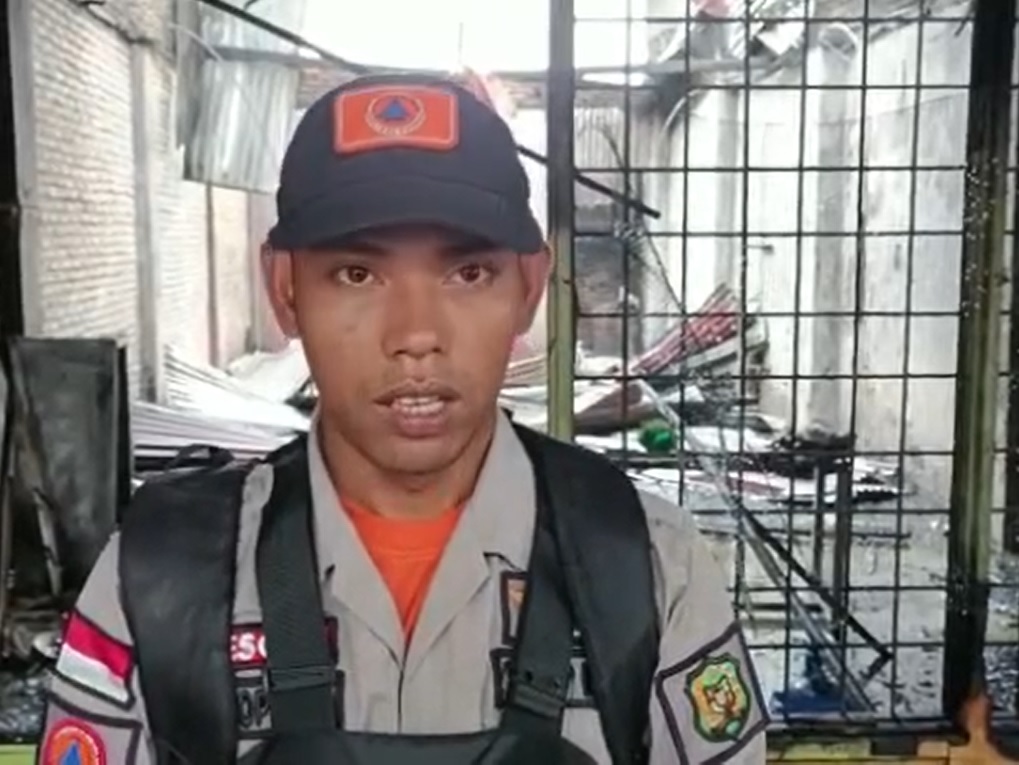 Satu Unit Rumah Milik Warga di Kota Medan Hangus Terbakar