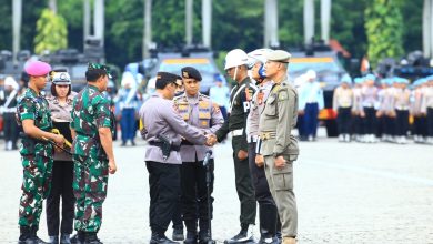 Polri bersama TNI saat apel pasukan Operasi Lilin 2022. Sumber Foto Website Polri