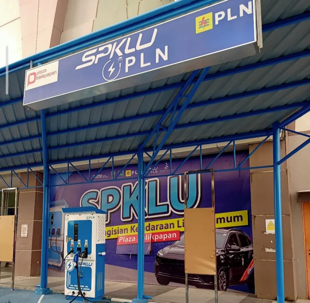 Stasiun Pengisian Kendaraan Listrik Umum (SPKLU). Sumber Foto Instagram @annisatang