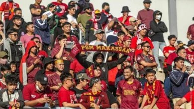 Tuntut Pembangunan Stadion Mattoangin, Supporter PSM Makassar Rusak Sejumlah Fasilitas Publik Suporter PSM Makassar.