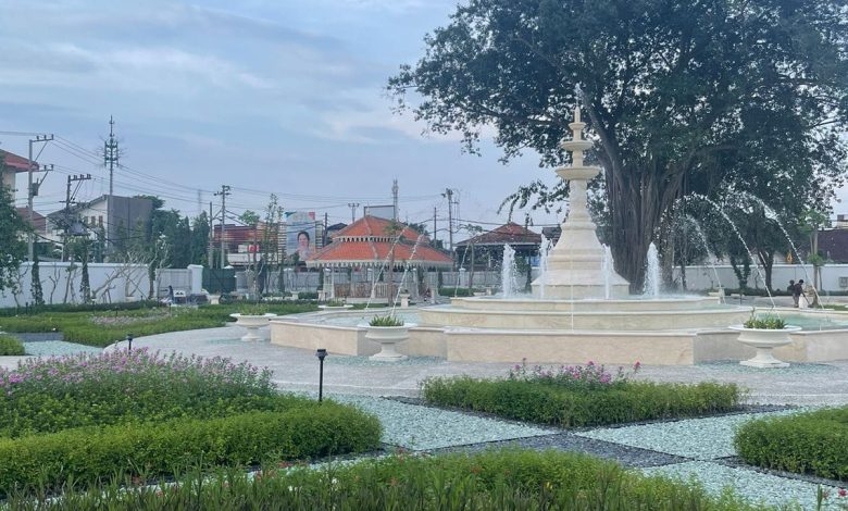 Taman Pracima Tuin Puro Mangkunegaran