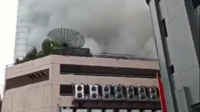 Kantor Kemenkumham Terbakar, 13 Unit Damkar Dikerahkan Tangkapan layar kebakaran di kantor kemenkumham