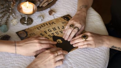 Satu Keluarga yang Meninggal di Kalideres Bukan Penganut Sekte Tertentu Ilustrasi Ritual Pemanggilan Arwah Sumber Foto: freepik