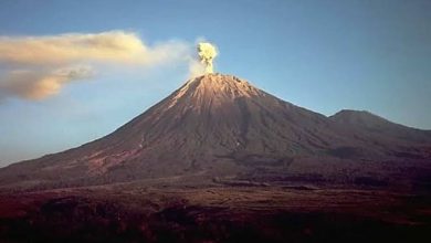 Gunung Semeru Turun Level jadi Siaga