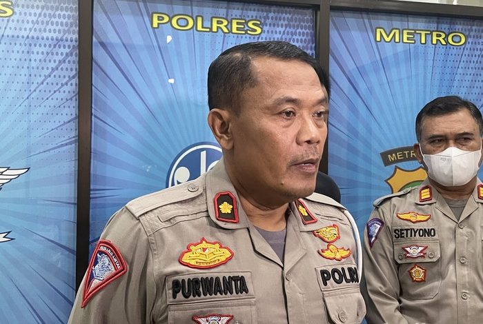 Kompol Purwanta (Satlantas Polres Metro Jakarta Pusat) saat memberikan keterangan.