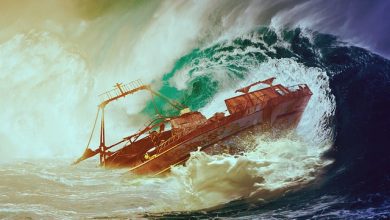 Ilustrasi perahu terdampar oleh ombak laut