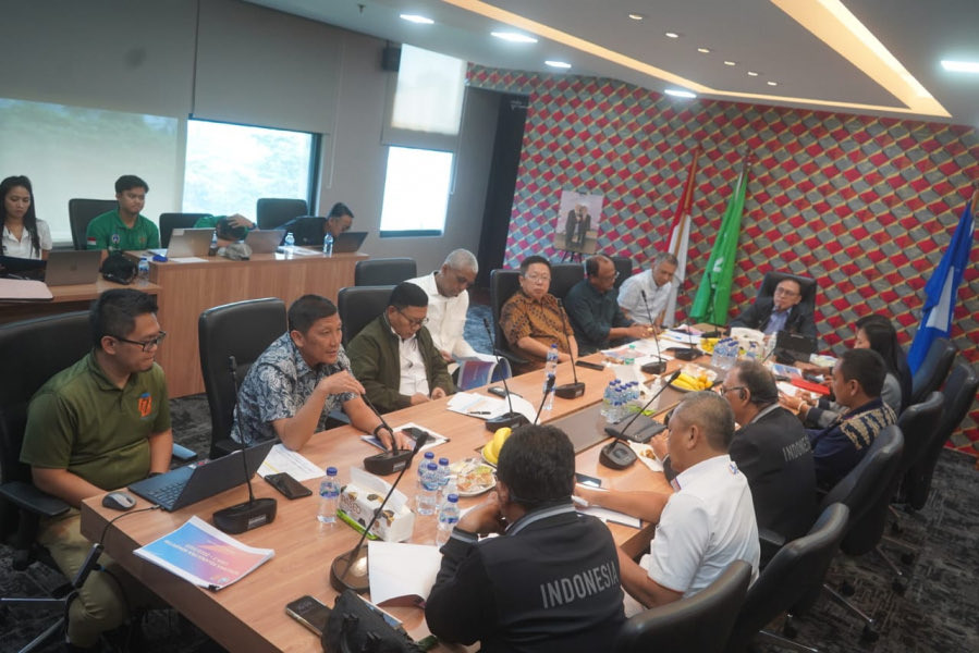 Exco PSSI melakukan rapat untuk menentukan kelanjutan kompetisi Liga 2 dan Liga 3 Nasional. Sumber Foto: Twitter @MafiaWasit.