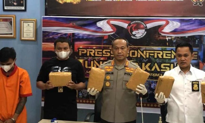 Polisi Gagalkan Penyelundupan Ganja Seberat 30 Kg Tujuan Bandung