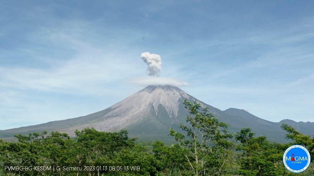 Erupsi Gunung Semeru. Sumber Foto: website Kementerian ESDM.