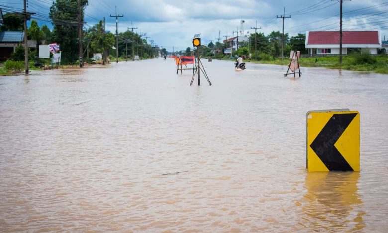 Ilustrasi Banjir. Sumber Foto: Freepik.