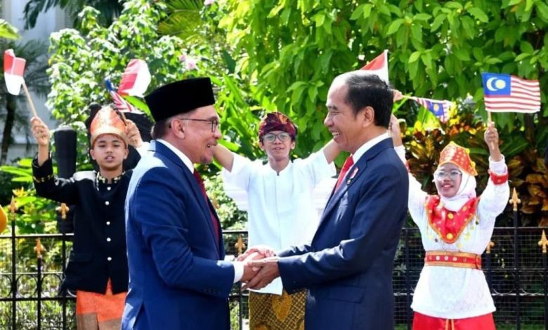 Jokowi Bersama PM Dato Sri Anwar Ibrahim.