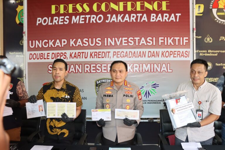 Polres Metro Jakarta Barat saat melakukan pers rilis. Sumber Foto: Humas Polri.