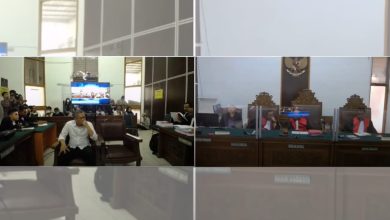 Suasana saat pembacaan dakwaan terhadap Agus Nurpatria. Sumber Foto: Tangkapan layar Youtube Pengadilan Negeri Jakarta Selatan.