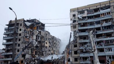 Kondisi Blok Apartemen Setelah diserang Rusia. Sumber foto: news.sky.com