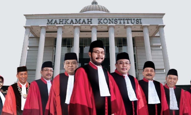 MK Tolak Uji Materiil Pasal Penghinaan dan Pencemaran Nama Baik Presiden/Wakil Presiden