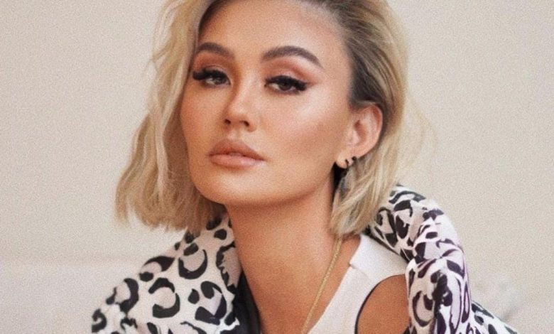 Pakai Bikini, Agnez Mo Mendadak Curhat soal Bentuk Tubuh