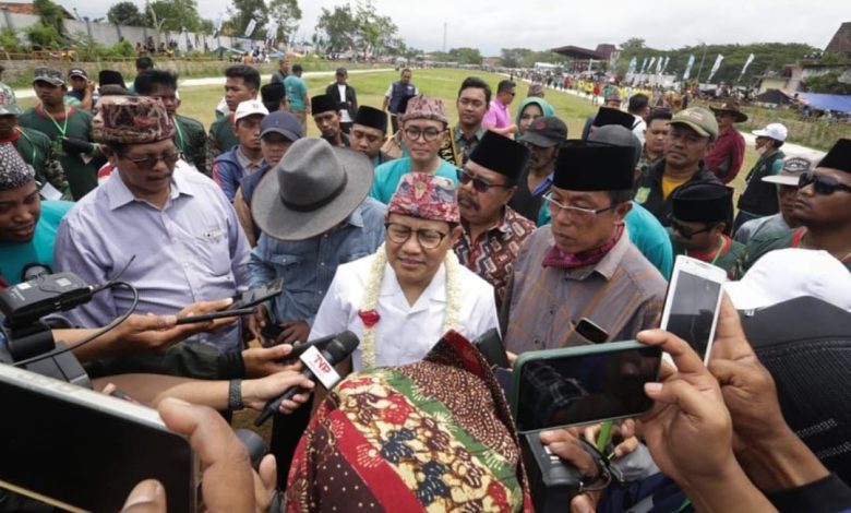 Buka Festival Karapan Sapi, Cak Imin: Masyarakat Madura Tangguh dan Inovatif