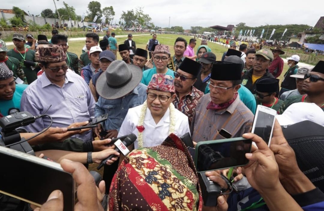 Buka Festival Karapan Sapi, Cak Imin: Masyarakat Madura Tangguh dan Inovatif