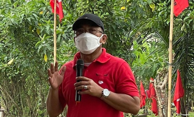 Gembong Warsono (Sekretaris DPD PDIP Jakarta). Sumber Foto: Instagram @gembongwarsono