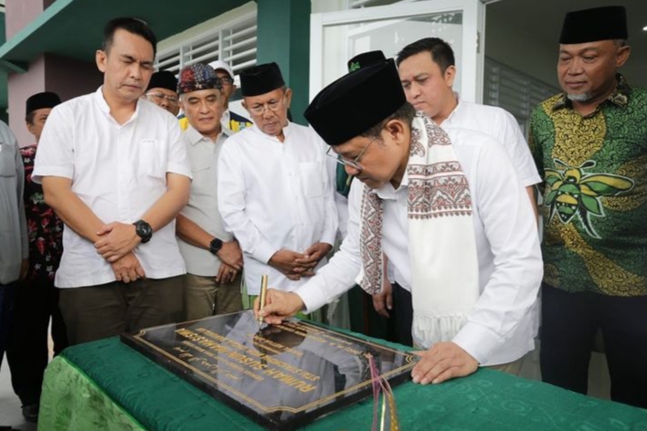 Keterangan Foto: Gus Muhaimin dalam Peresmian Gedung Rusunawa STAI Syaichona Moh Cholil Bangkalan. Sumber Foto: Instagram @cakiminnow