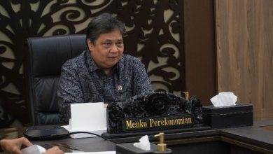 Airlangga Hartarto (Menko Perekonomian) saat menjelaskan pendaftaran Kartu Prakerja Gelombang 48. Sumber foto: ekon.go.id