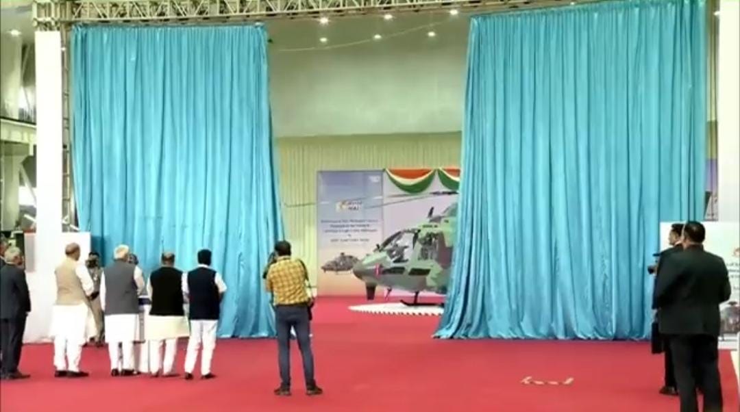 Perdana Menteri India saat meresmikan pabrik helikopter Sumber Foto: Tangkapan layar twitter @Tanmaycoolkarni