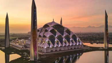 Masjid Al Jabbar. Sumber Foto: Instagram @pilotlieur