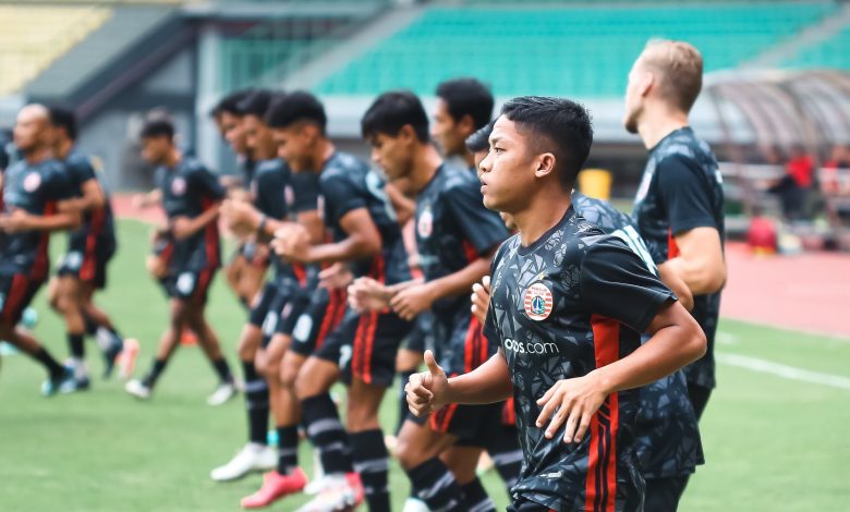 Pemain Persija Jakarta melakukan latihan untuk menghadapi Rans Nusantara. Sumber foto: Twitter @Persija_Jkt