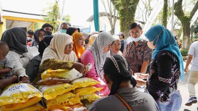 Stabilkan Harga Bahan Pokok, Pemkab Lumajang Gelar Pasar Murah di KWT